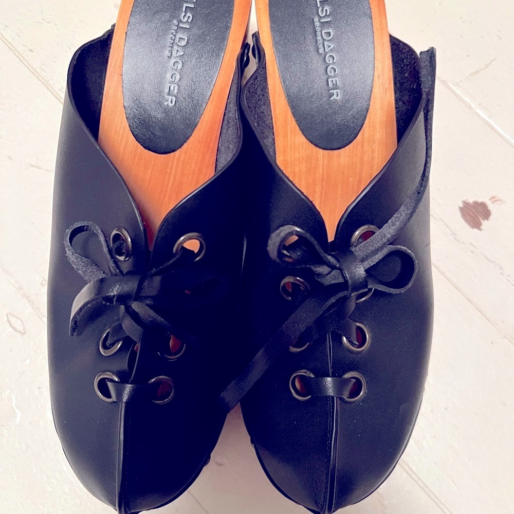 Kelsi Dagger Black Mules - Picture 9 of 9